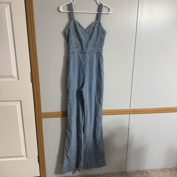 Alice + Olivia Chambray Sleeveless Jumpsuit Size 0 - Picture 6 of 13
